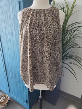 Vince Camuto Brown Leopard Print Sleeveless Top